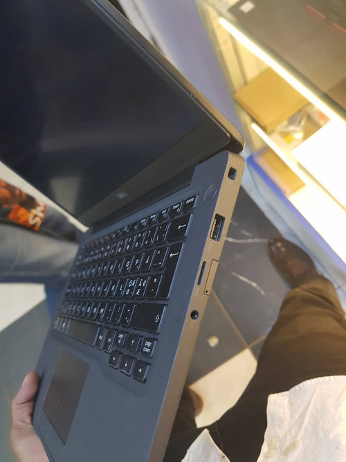 Dell Latitude 7400 – Core i5 8th Gen, 8GB RAM, 256GB SSD