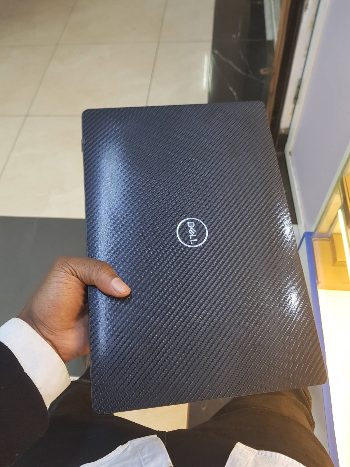Dell Latitude 7400 – Core i5 8th Gen, 8GB RAM, 256GB SSD